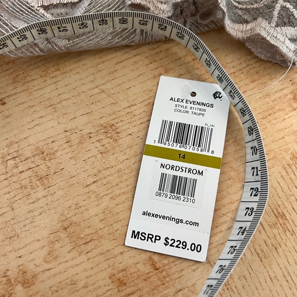 Alex Evenings - 8217835 Illusion Jewel Embroidered new Dress - Picture 7 of 16